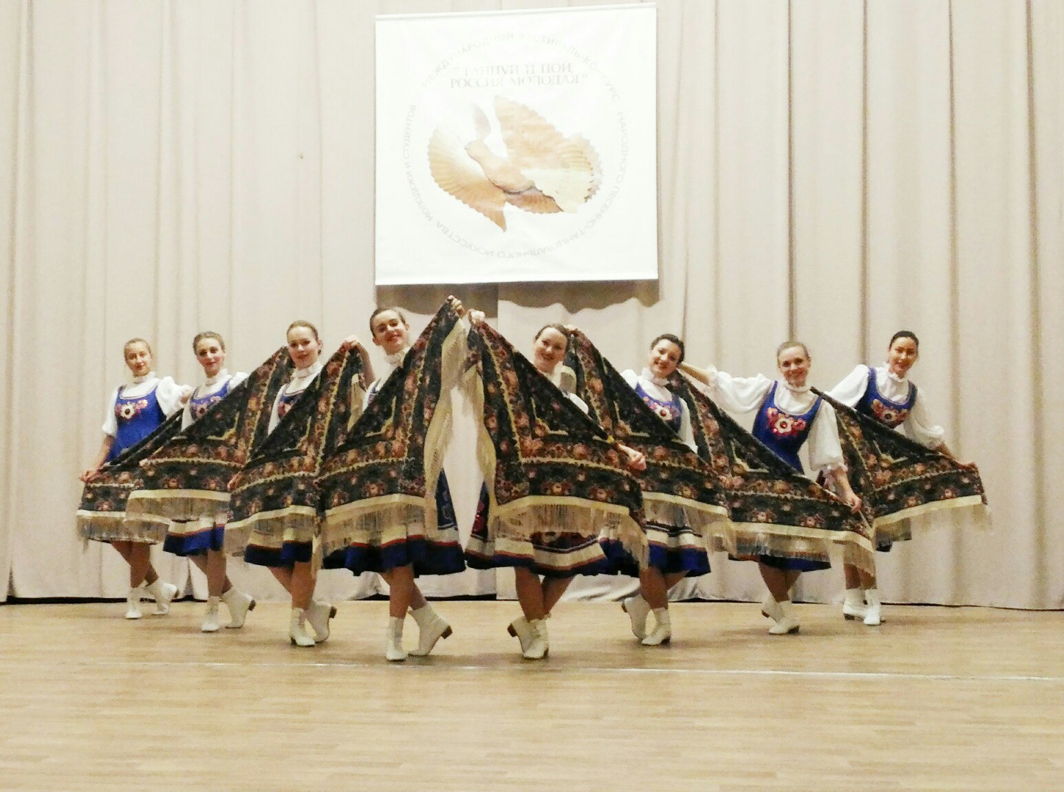 АнсамбльЮность, Юность Москва, Ансамбль танца москва, танцы для взрослых, танцы в Москве